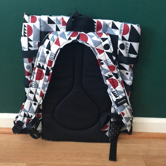 Nixon Swamis Backpack - Picture 2 of 5